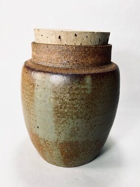 Art Studio Pottery Handmade Ceramic Storage Jar or Vase Green-Brown Glaze Signed